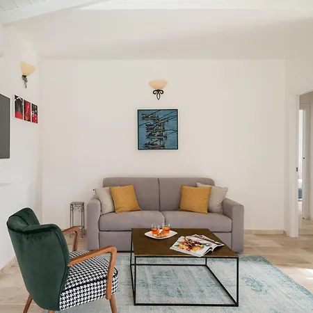 Apartment Bellevue By Klodge Budoni